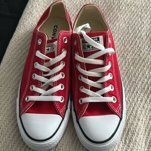 red converse